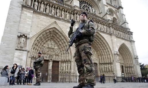 Dvije žene osuđene na pokušaj napada na crkvu Notre Dame