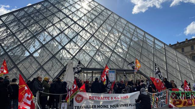 Protest against pension reform in front of the Louvre museum in Paris