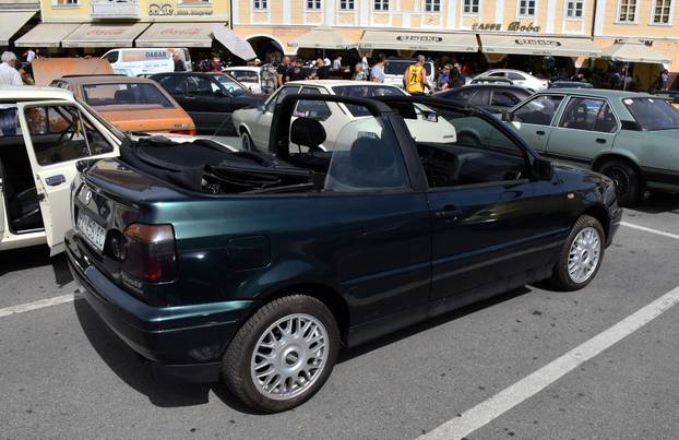 Požega: Čuveni modeli izloženi u sklopu oldtimer manifestacije"Trophy Zlatnom dolinom 2026."