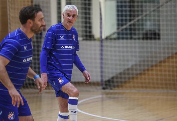 Zagreb: Veterani Dinama i Hajduka odigrali humanitarnu utakmicu