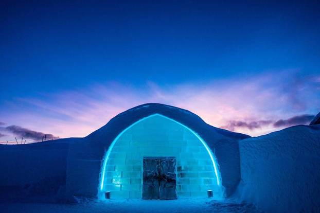 FOTO Hotel koji se svake godine otopi: IceHotel izgleda kao umjetnička galerija od leda