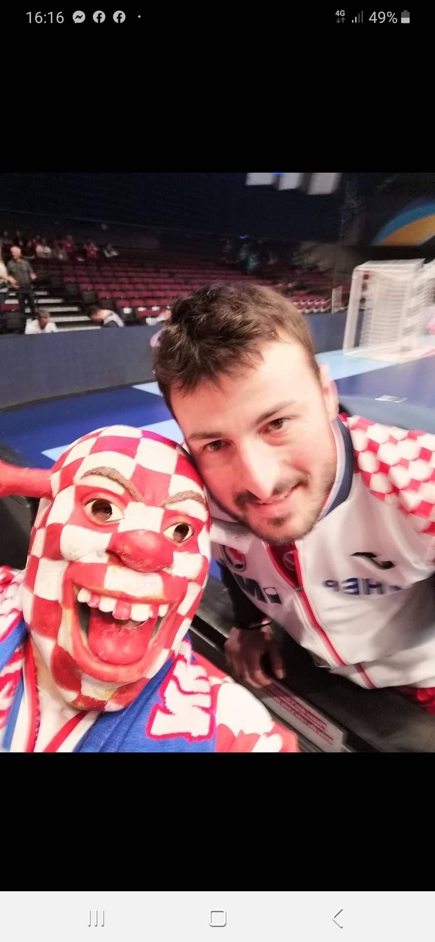 Spasili smo kuću branitelju, a onda sam gledao snimku tekme