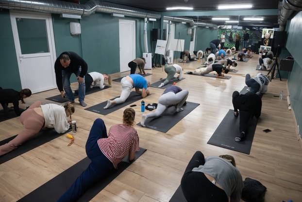 24SATA Paw Yoga, inovativni koncept joge koji je stigao u Hrvatsku