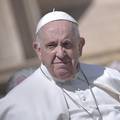 Papa nakratko boravio u Fatimi, dočekalo ga 200.000 vjernika