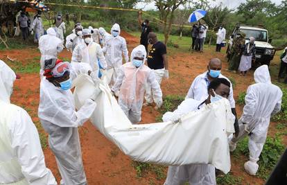 Broj ekshumiranih tijela u Keniji se popeo na 47: Pripadnici sekte se izgladnjivali do smrti