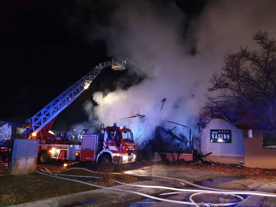 Vatrogasci iz Čateža: Kolege iz Krškog pozvane su zbog klora