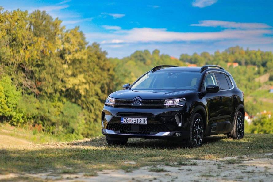 Stigao redizajnirani C5 Aircross, izgleda kao potpuno novi auto