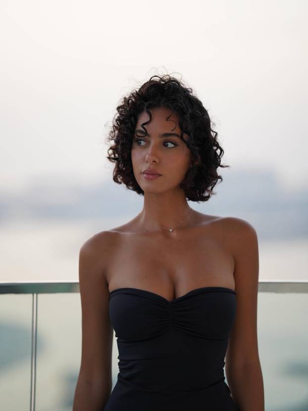 FOTO Seksi Rita raskošne obline pokazuje u mini bikinijima: Ocijenite badiće od 1 do 10!