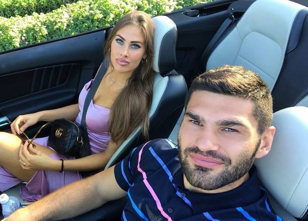 FOTO Ovo je ljepotica koja je osvojila srce Filipa Hrgovića. Od početka stoji uz 'El Animala'...