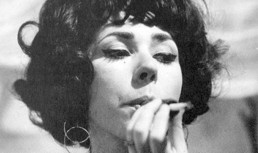 Zna&scaron; li tko sam? Bit &cacute;u bogata, govorila je u neima&scaron;tini. Mama nije htjela da se bavi glumom