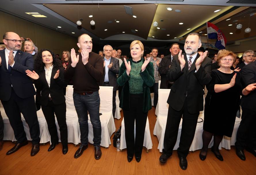 Predizborni skup Kolinde Grabar-Kitarović u Karlovcu
