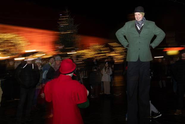 Osijek: Otvorenje Adventa uz koncert Danijele Martinović