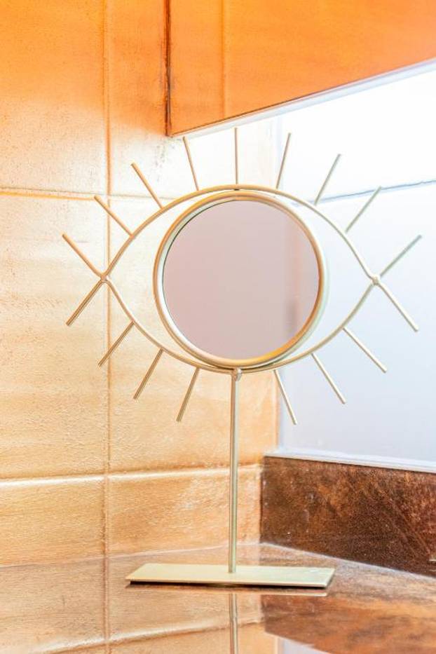 FOTO Jeste li znali da u Zagrebu možete unajmiti stan za BDSM? Pogledajte što se nudi unutra