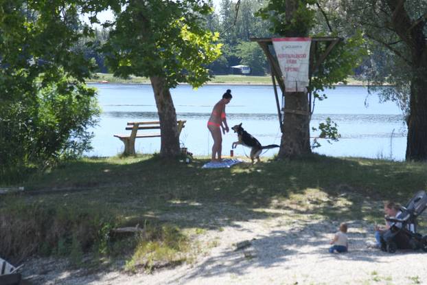 Ljetni dan na Šoderici, popularnom Podravskom moru