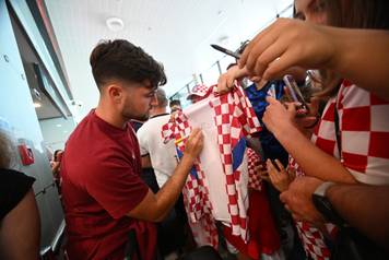 Velika Gorica: Do&ccaron;ek hrvatske nogometne reprezentacije