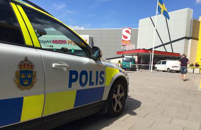 Eritrejac priznao da je ubio majku i sina u švedskoj Ikei