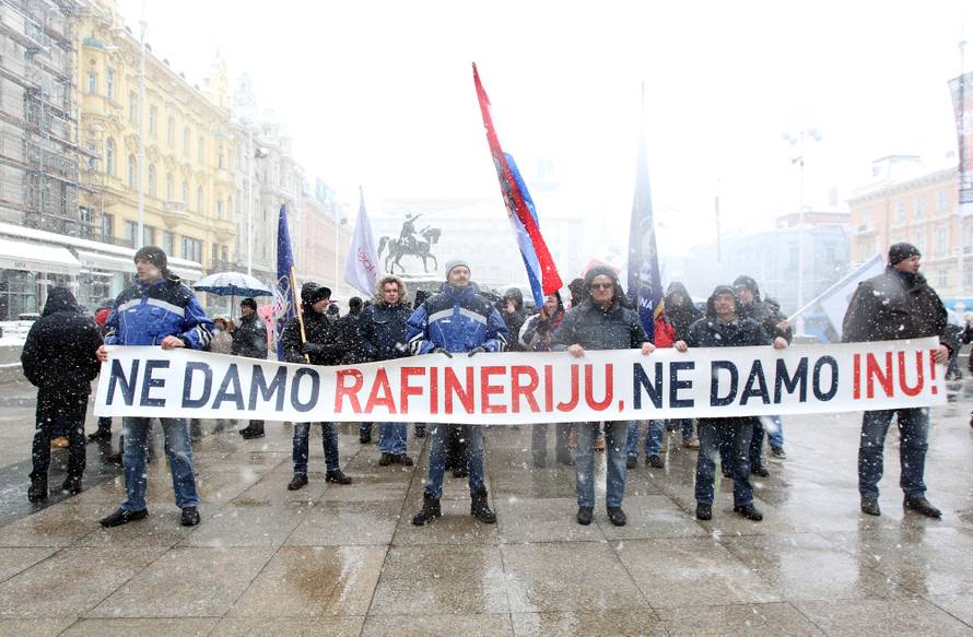 HDZ se predomislio: "Za Božić su izdali radnike Rafinerije..."