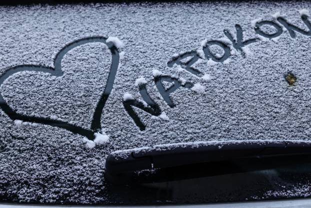 Snijeg je počeo padati i u Zagrebu