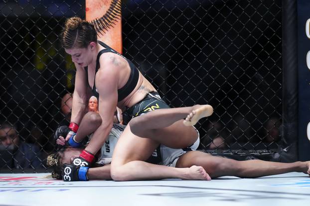 UFC Vegas 73: Dern v Hill