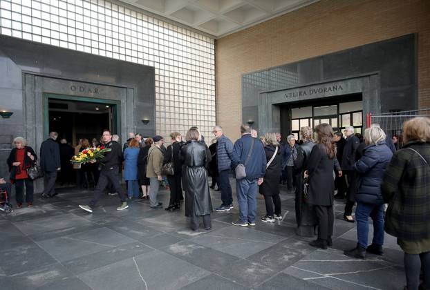 Zagreb: Sprovod glumice Kostadinke Velkovske na Krematoriju