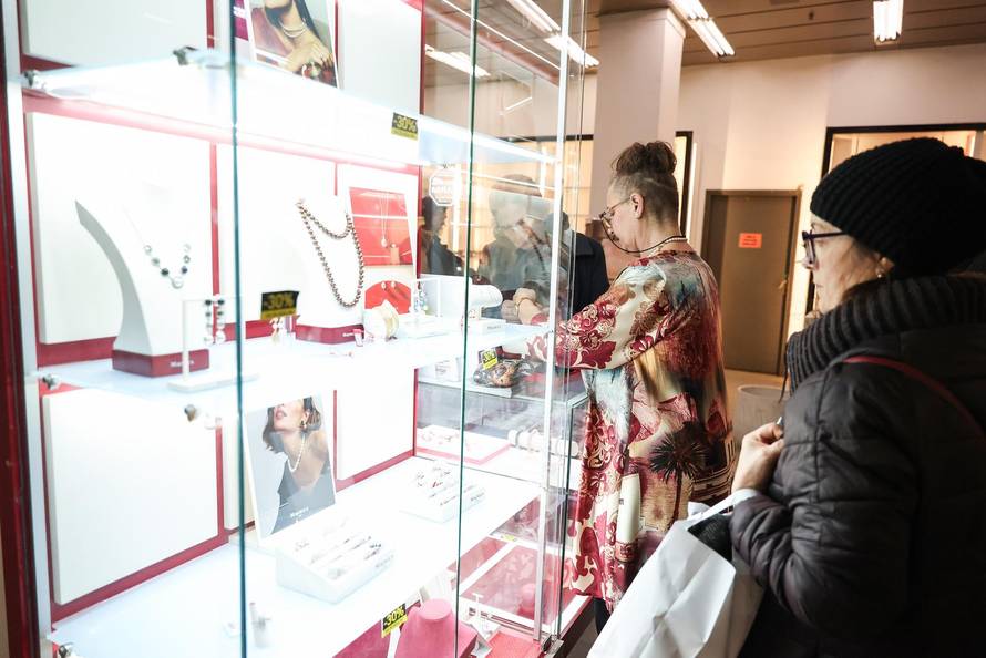 Zagreb: Nakon 145 godina Nama je zauvijek  zatvorila svoja vrata 