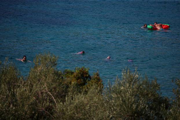 Vela Luka: Turisti uživaju uvali Pičena