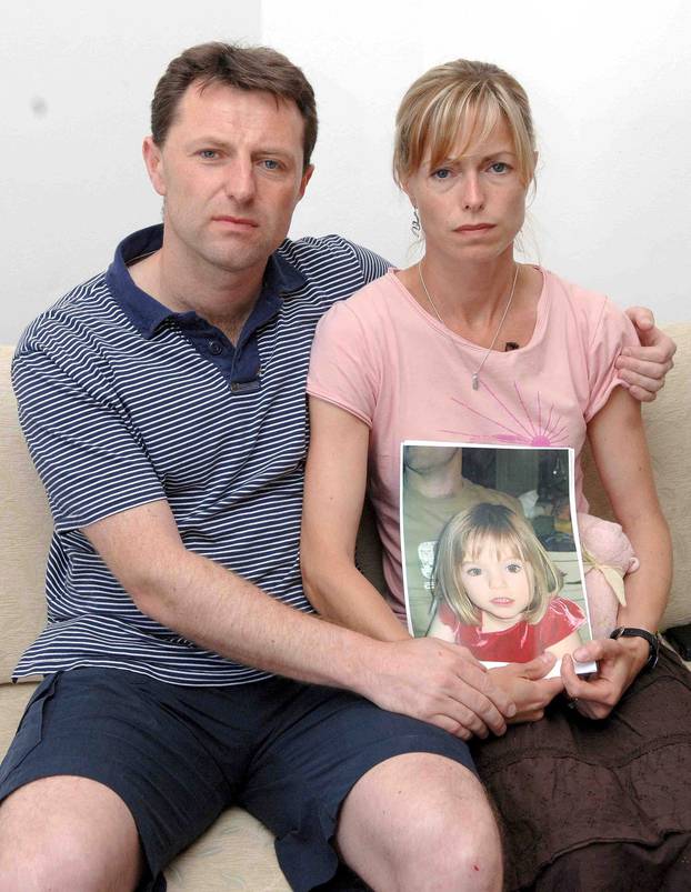 Gerry and Kate McCann make an appeal for the safe return of their daughter Madeleine, Ocean Club resort, Praia da Luz, Algarve, Portugal - 09 May 2007