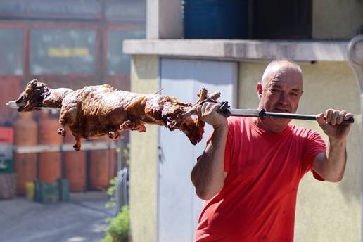Dan Imotskog, koncert, Oluja pa Alka i Gospa... Evo što stručnjaci kažu, ima li dovoljno janjetine?