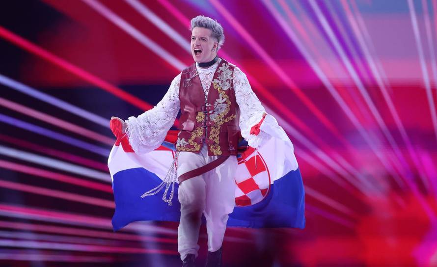 Znaš li tko sam? Bio je švorc i htio napustiti glazbu. Vjera ga je uspjela spasiti od depresije...