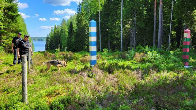 FILE PHOTO: Finland readies to bar new migrant route via Russia to Europe