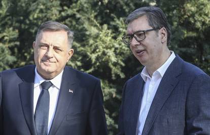 Ustavni sud BiH uoči dolaska Vučića u Banju Luku zabranio isticanje zastava Srbije