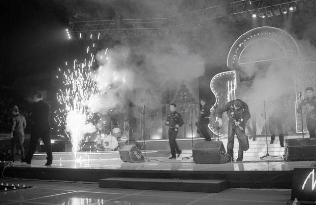 Zagreb: Gazde i gosti održali veliki koncert u Domu sportova, 12.12.1995.