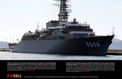 Rusi poslali lovce na američki vojni brod: "Bili su agresivni"