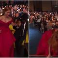 Nezgoda na dodjeli nagrada: Jessica Chastain spotaknula se i pala hodajući do pozornice