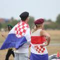 FOTO Grad Heroj je pun zastava: Pogledajte atmosferu  uo&ccaron;i Thompsonovog koncerta