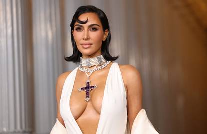 Kim Kardashian šokirala novom izjavom: 'Mislim da slijetanje na Mjesec nije bilo stvarno!'