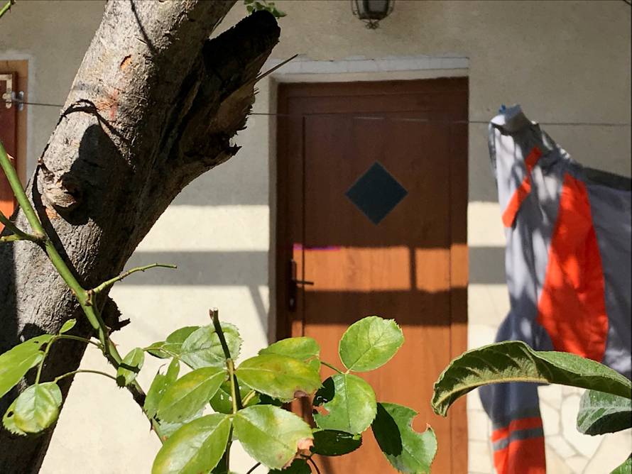 Susjedi su čuli kako muškarac viče 'upomoć', a onda je pao...