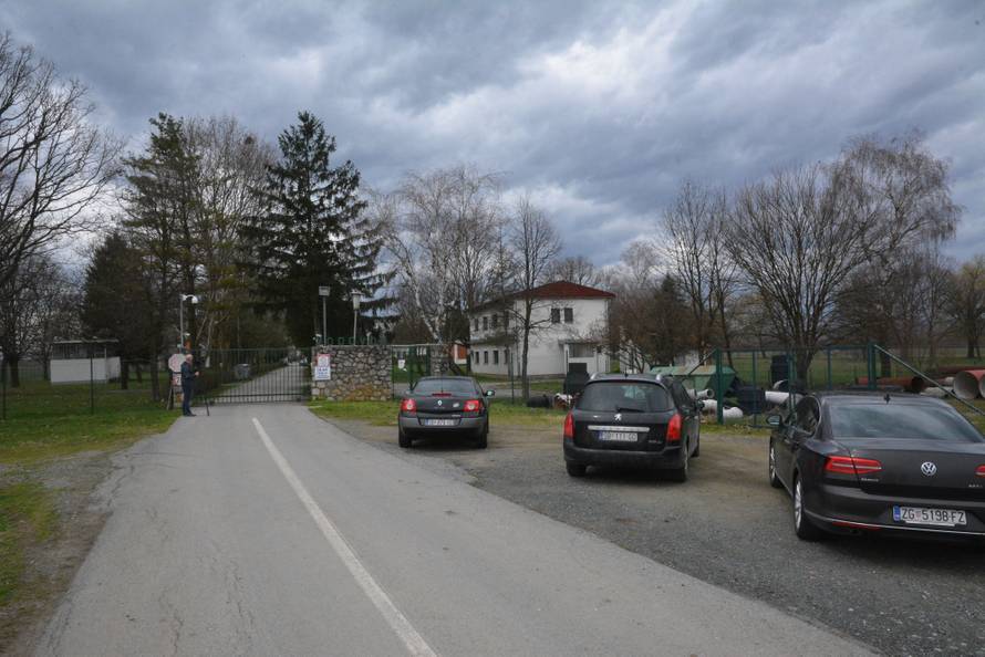 Bernardić u Sl. Brodu: HDZ-ovi ministri se ovdje poslikaju i odu