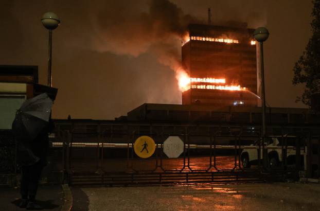 Zagreb: Pozar u Vjesnikovom neboderu