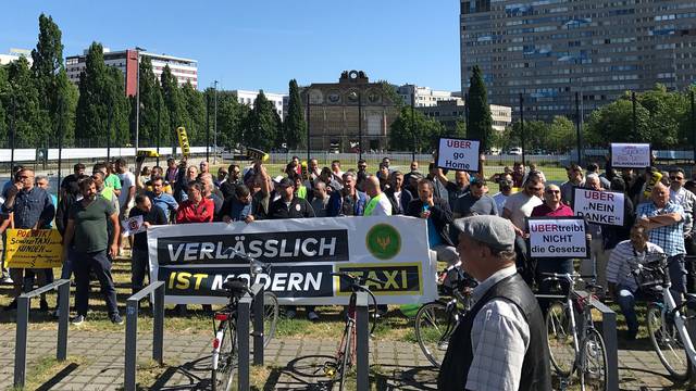 German taxi driver protest against Uber
