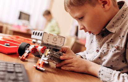 Kako vide budućnost: Male će robotičare ocjenjivati profesori