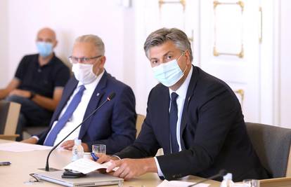 Plenković: 'Ova nam školska godina nosi i novu odgovornost'