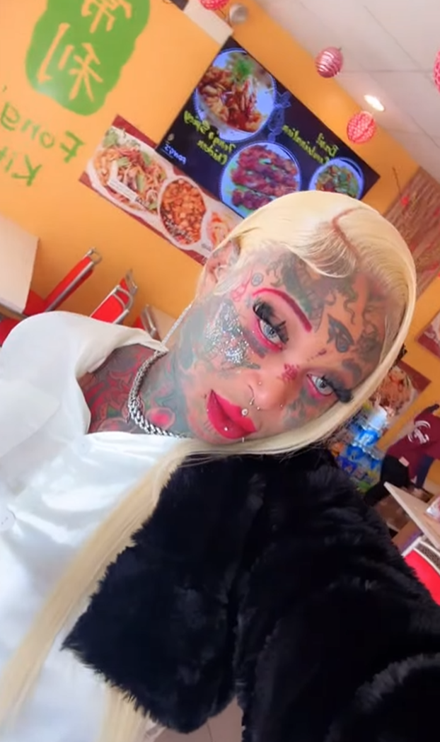 FOTO 'Govore da smo najružniji par ikad! Upoznali smo se preko interneta. Ovo je naša priča...'