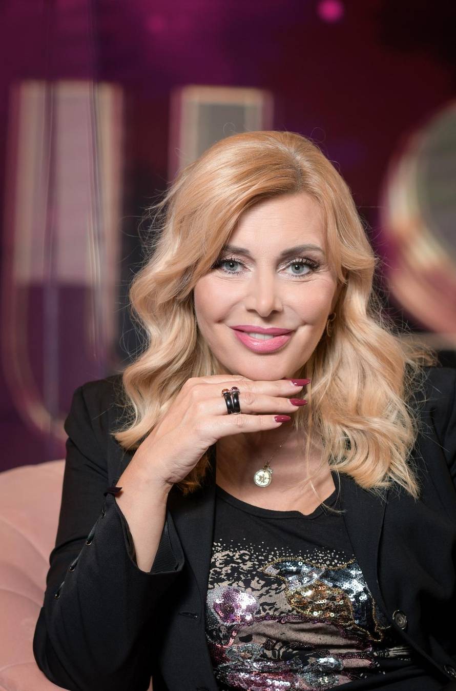 Čeljuska uživa u snježnoj idili: 'Utopli se dugim zagrljajima'