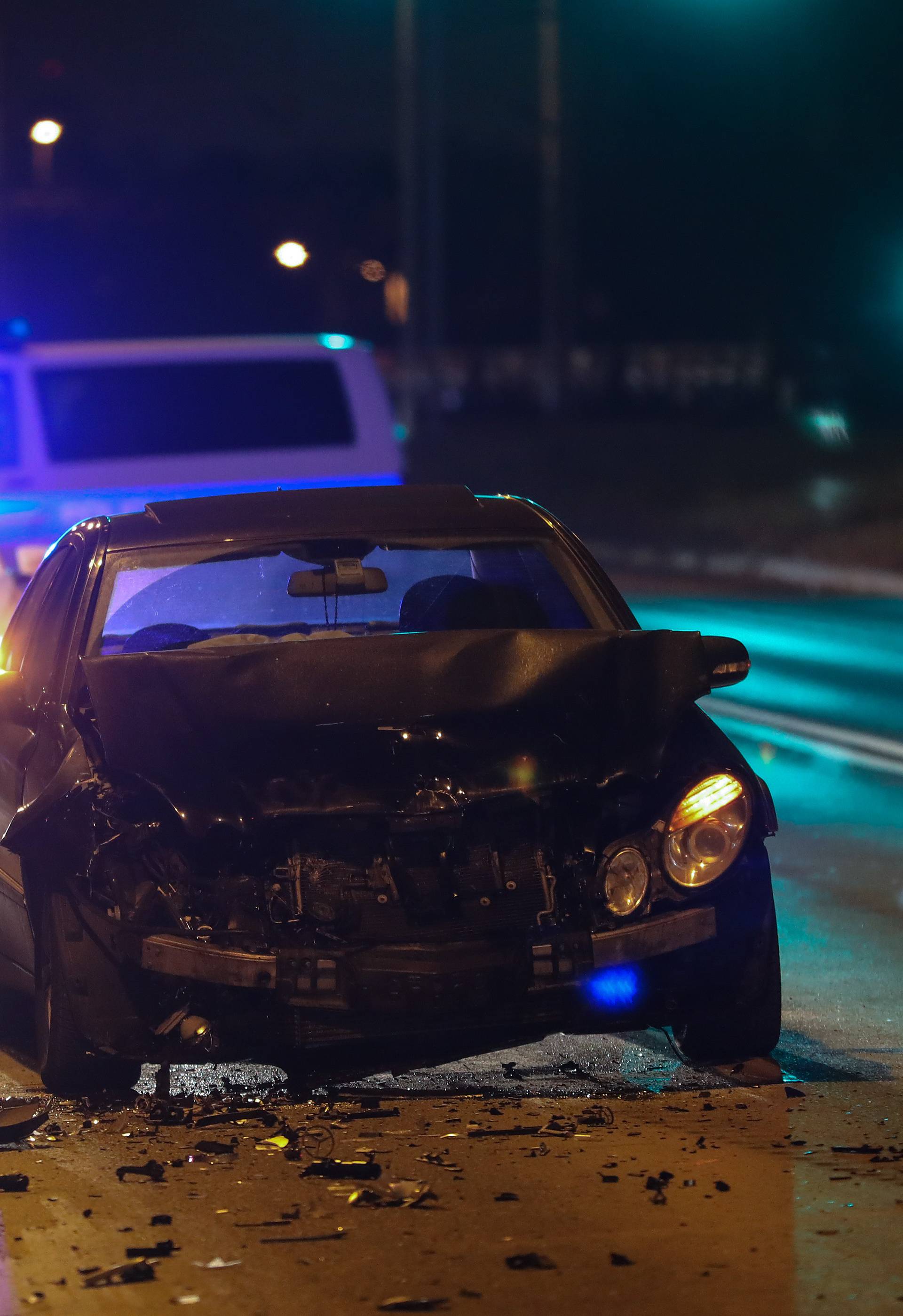 Zagreb: Dvije osobe ozlijeÄene u lanÄanom sudaru tri autoobila u Ilici