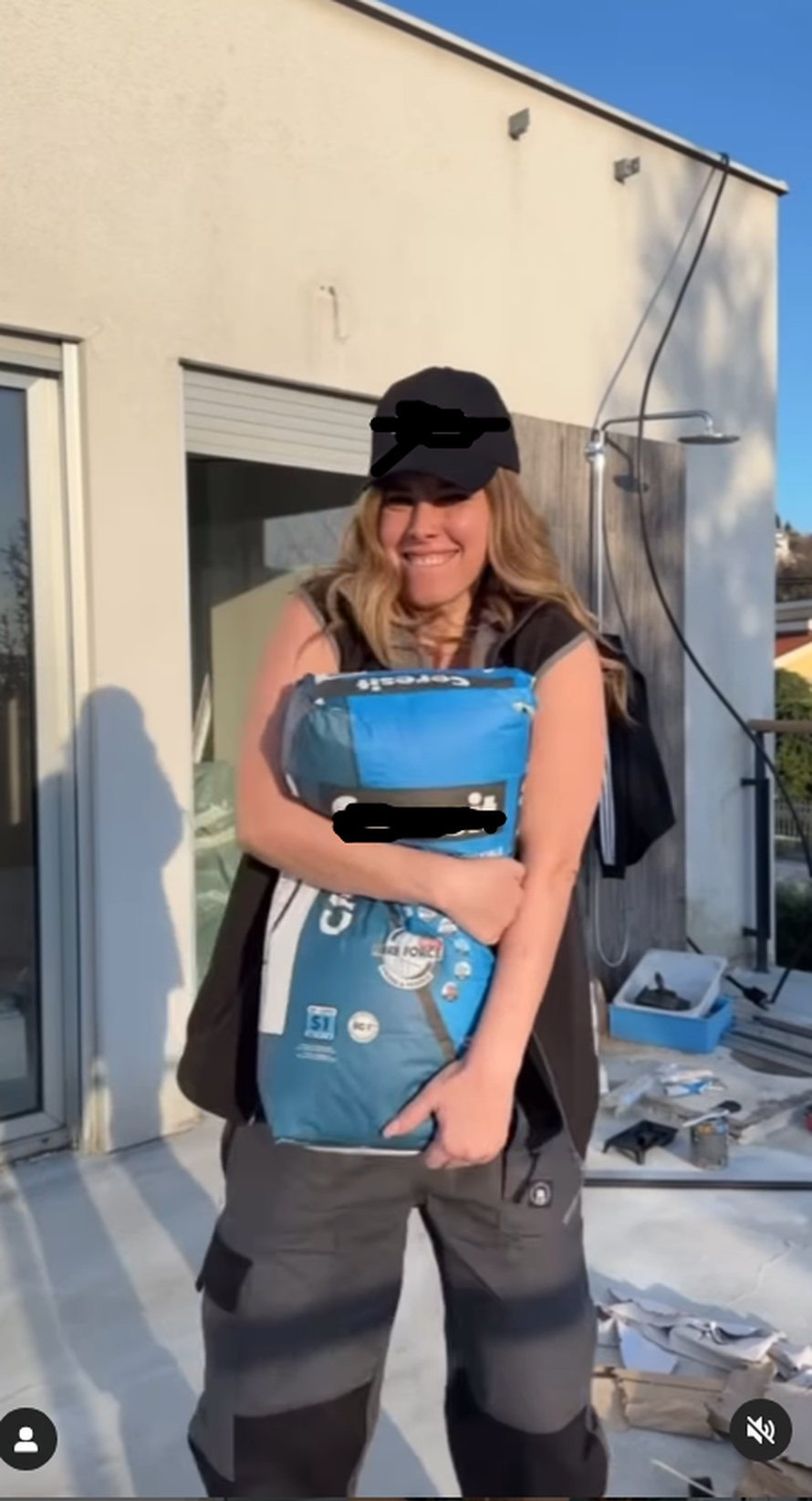 Nives je očistila, izmjerila pa popločila terasu: 'Treba vama?'