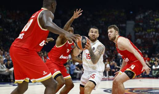 Grci posustali u pustinji: Fener i Monaco u euroligaškom finalu
