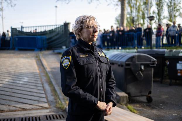 Zagrebačka policija organizirala je  javnu prodaju pronađenih predmeta kojima je istekao rok čuvanja