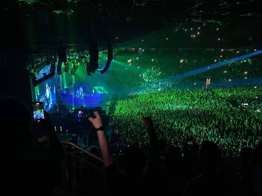 Iron Maiden napravio spektakl u Areni! Bruce je na pozornici mahao hrvatskom zastavom