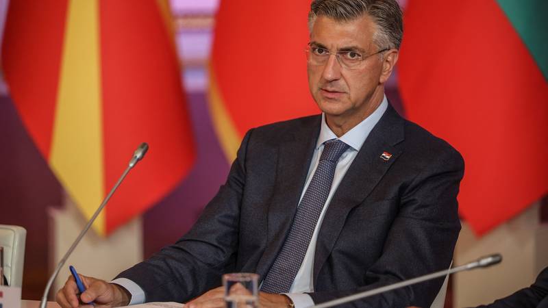 Plenković žestoko 'udario' po Milanoviću: 'Njegova politika je proruska! Nerijetko i anti-NATO'